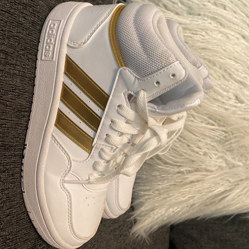 Kids gold white adidas high top sneaker size 2
